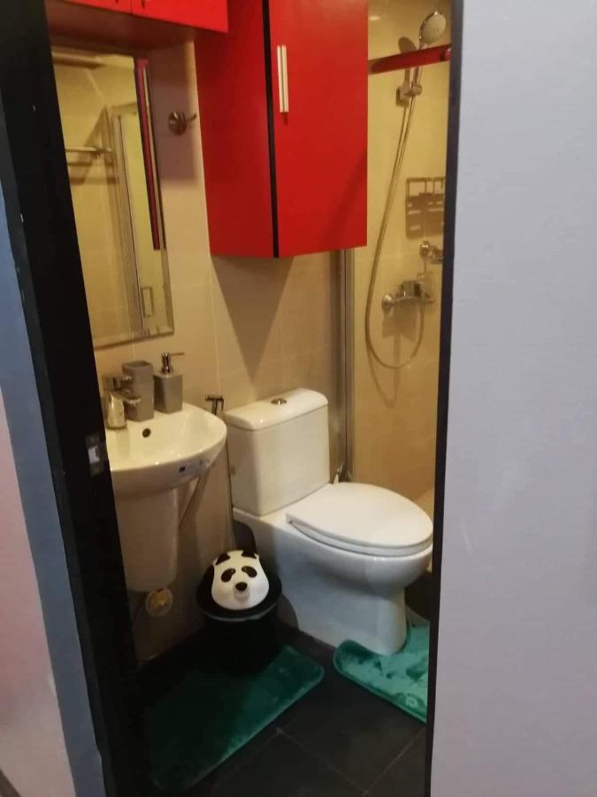 Cubao Manhattan Heights Unit 11Pq Tower B, 1Br Quezon City Extérieur photo